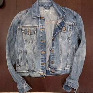Women’s Gap Jean jacket